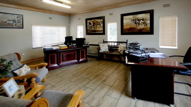 16 Bedroom Property for Sale in Middelburg Rural Eastern Cape